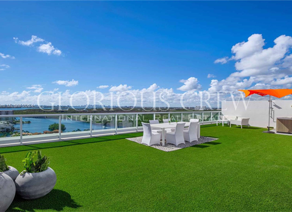 Attico con terrazzo  400 sunny isles bvld, Miami